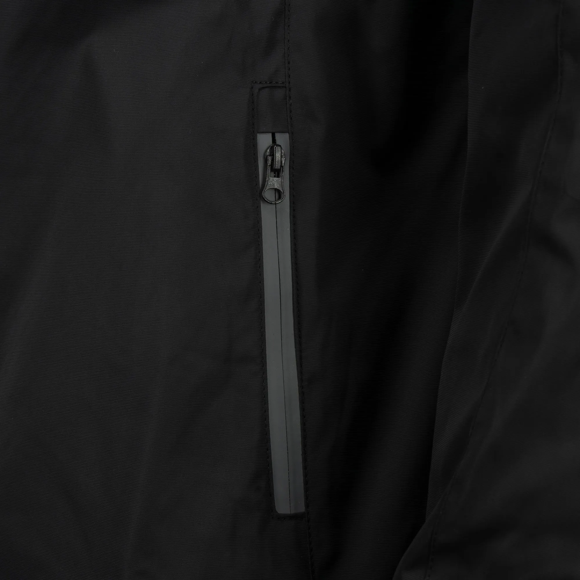 Umbro Shamrock Rovers 2024 Shower Jacket